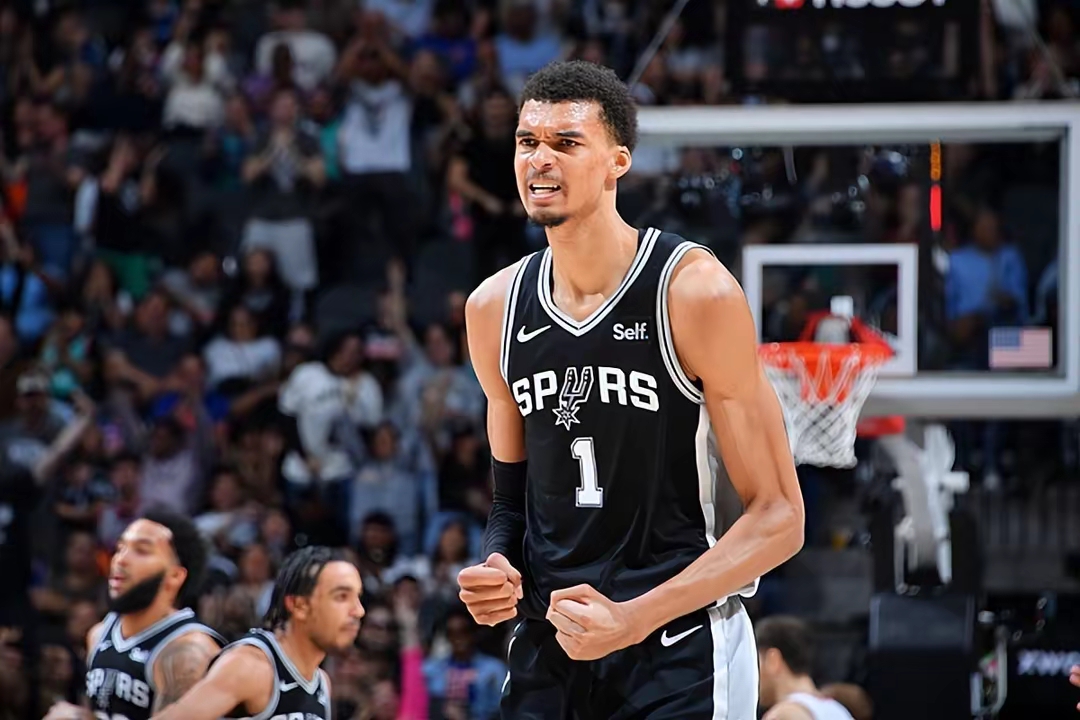 包含阿斯顿维拉国际比赛日篮板制胜，志在NBA常规赛名次提升，赛场秩序良好，团队化学反应显著的词条-爱游戏平台